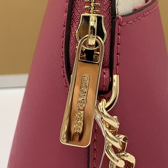 MICHAEL KORS
Jet Set Travel Medium Logo Dome Crossbody Bag ROSEWOOD MULTI COLOR - Picture 13 of 16